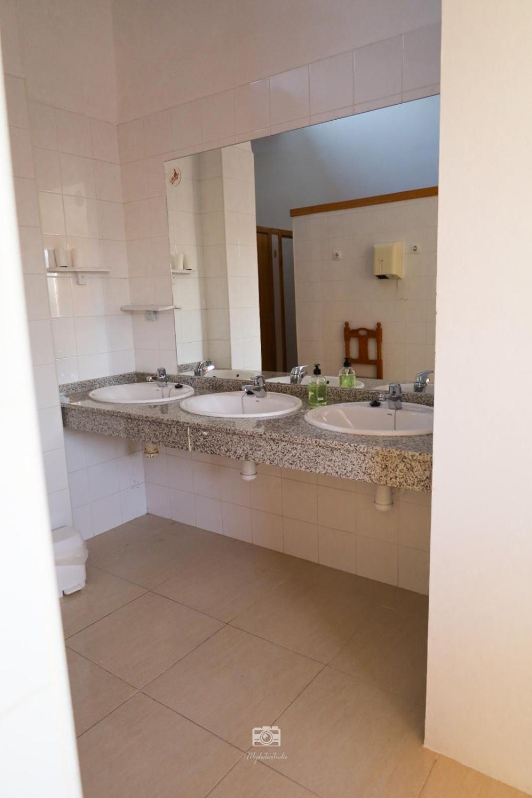 Hospedium Dlj Hostal Ben Nassar Arjona Ngoại thất bức ảnh