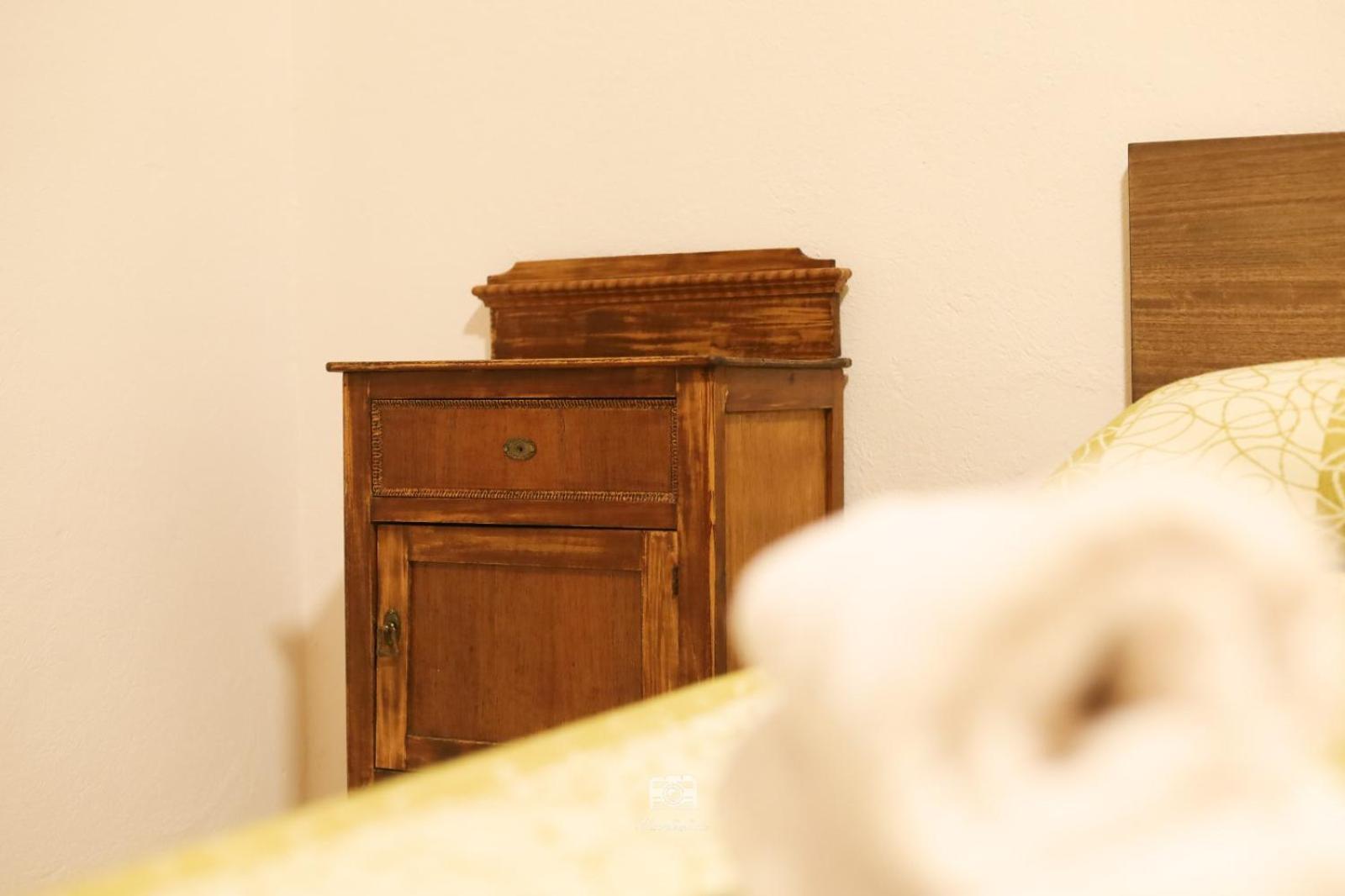 Hospedium Dlj Hostal Ben Nassar Arjona Ngoại thất bức ảnh